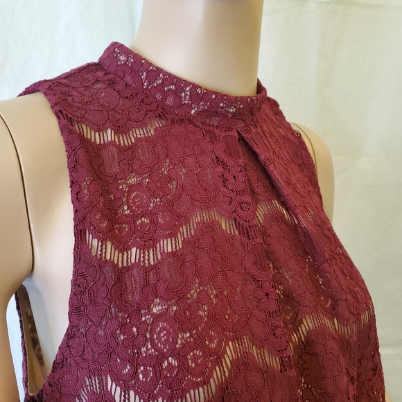 Burgundy Lace Mock Neck Top - Picture 3 of 11